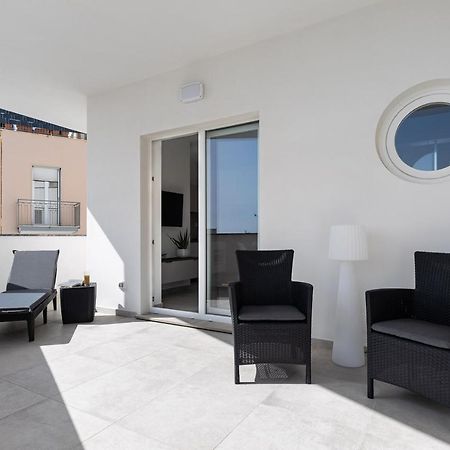 Oneweek Gaeta Suites And Apartments 外观 照片