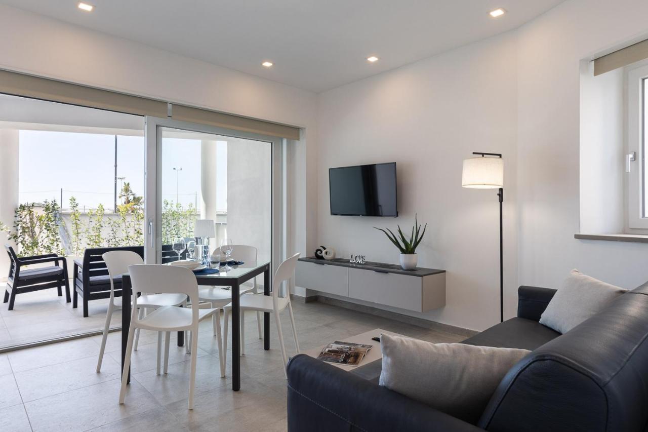 Oneweek Gaeta Suites And Apartments 外观 照片