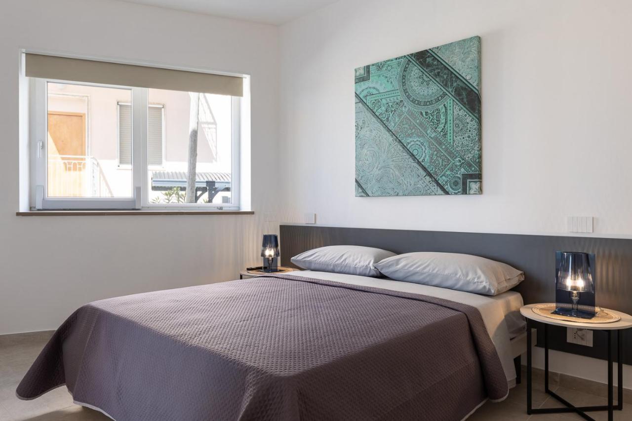 Oneweek Gaeta Suites And Apartments 外观 照片