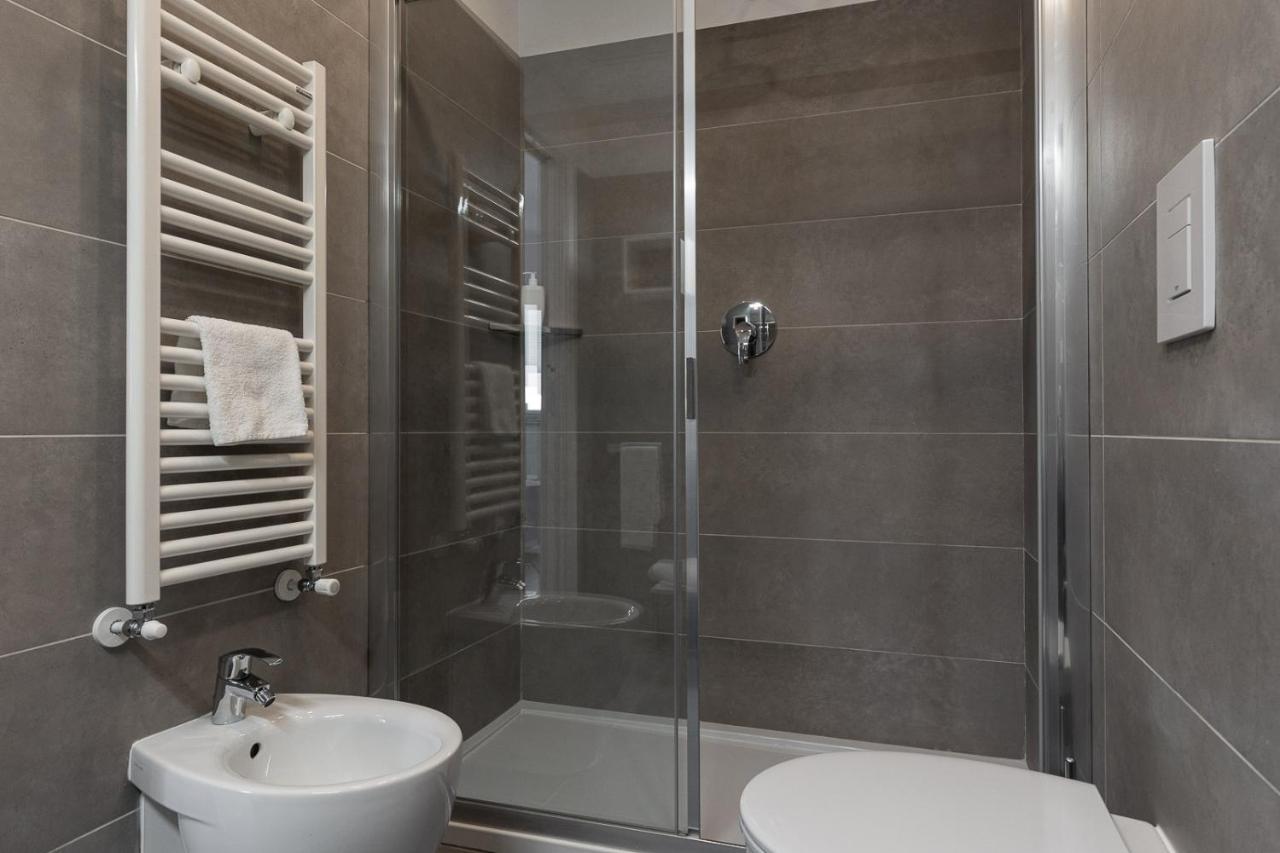 Oneweek Gaeta Suites And Apartments 外观 照片