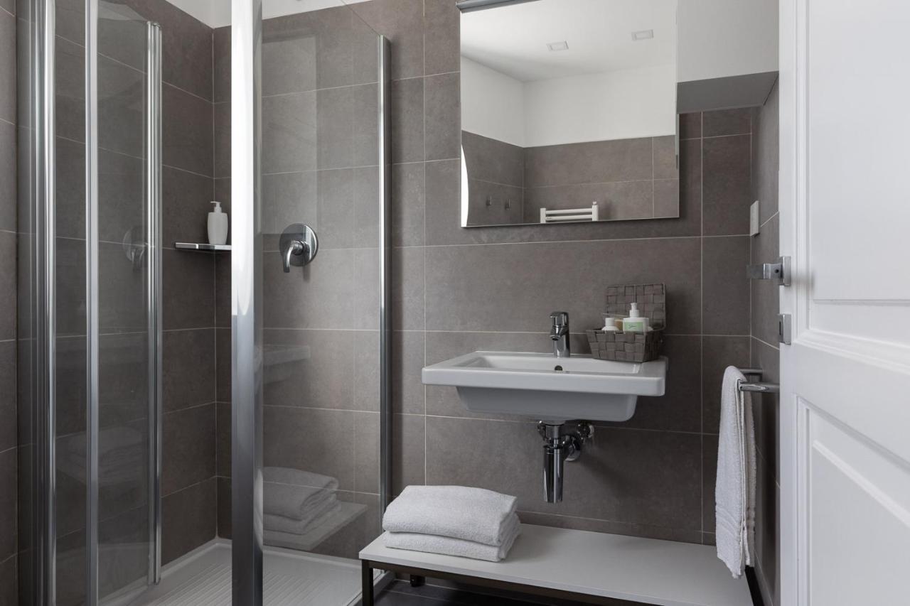 Oneweek Gaeta Suites And Apartments 外观 照片