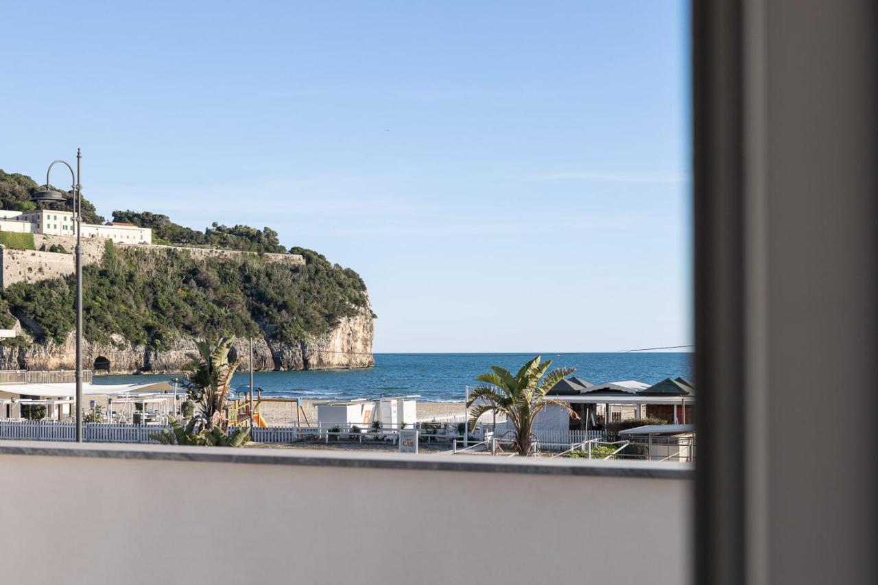 Oneweek Gaeta Suites And Apartments 外观 照片
