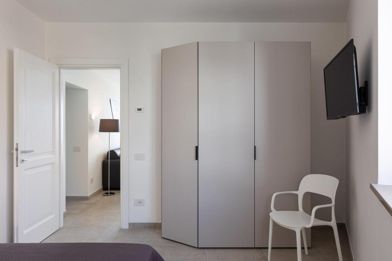 Oneweek Gaeta Suites And Apartments 外观 照片