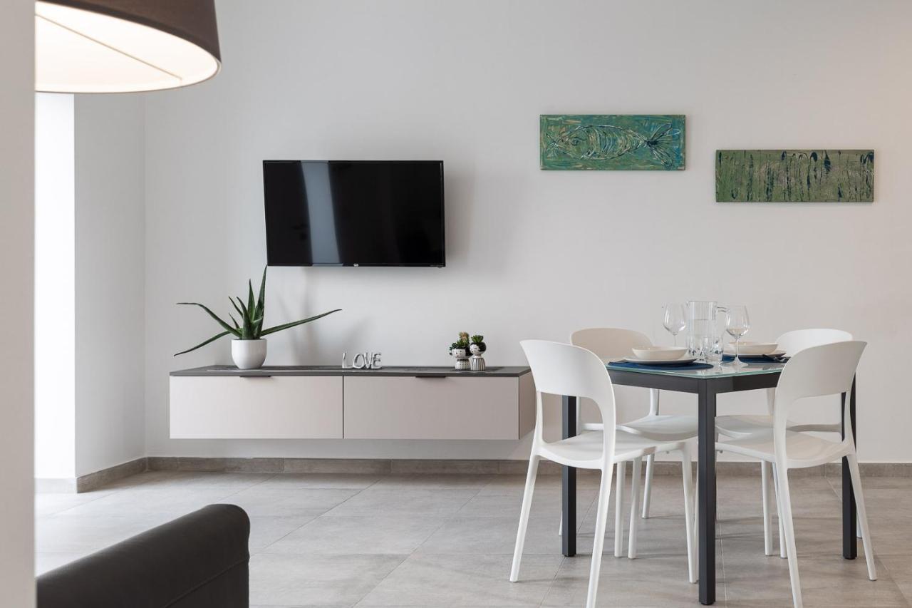 Oneweek Gaeta Suites And Apartments 外观 照片